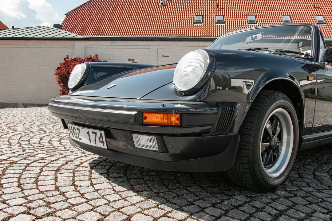 1987 Porsche 911 Carrera 3.2 - Image 19 of 31