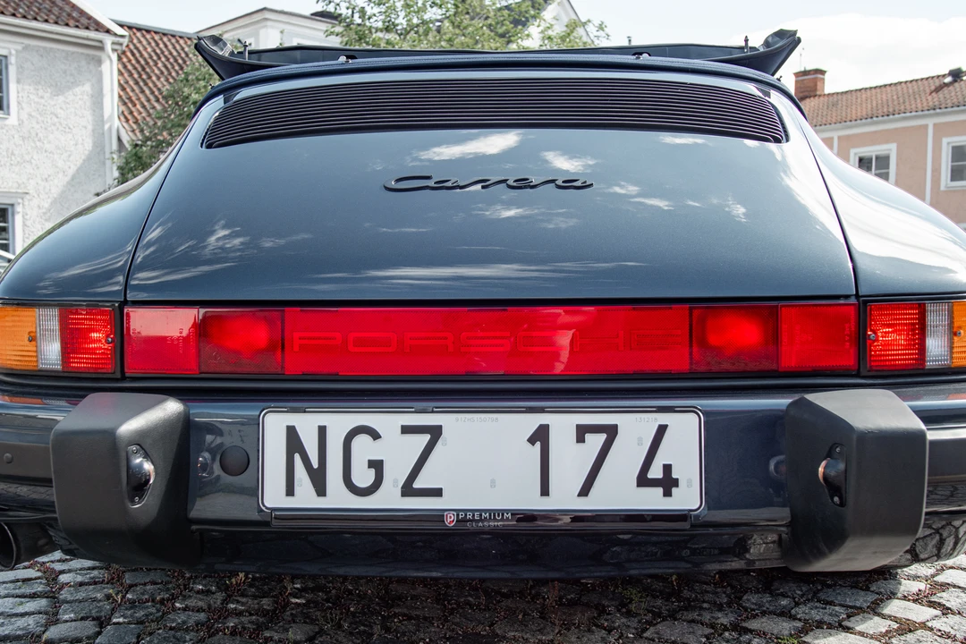 1987 Porsche 911 Carrera 3.2 - Image 24 of 31
