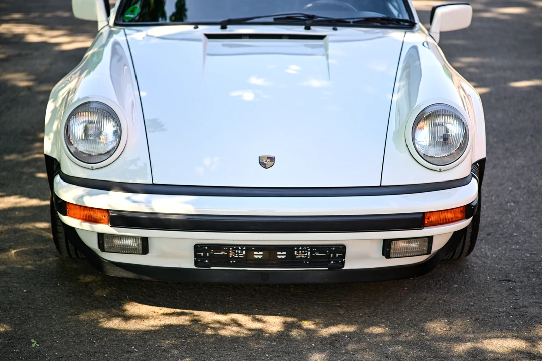 1987 Porsche 911 Carrera 3.2 - Image 24 of 31