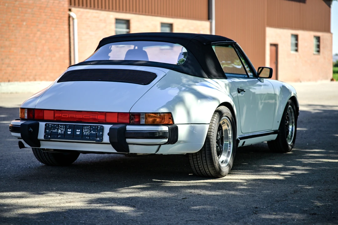 1987 Porsche 911 Carrera 3.2 - Image 7 of 31
