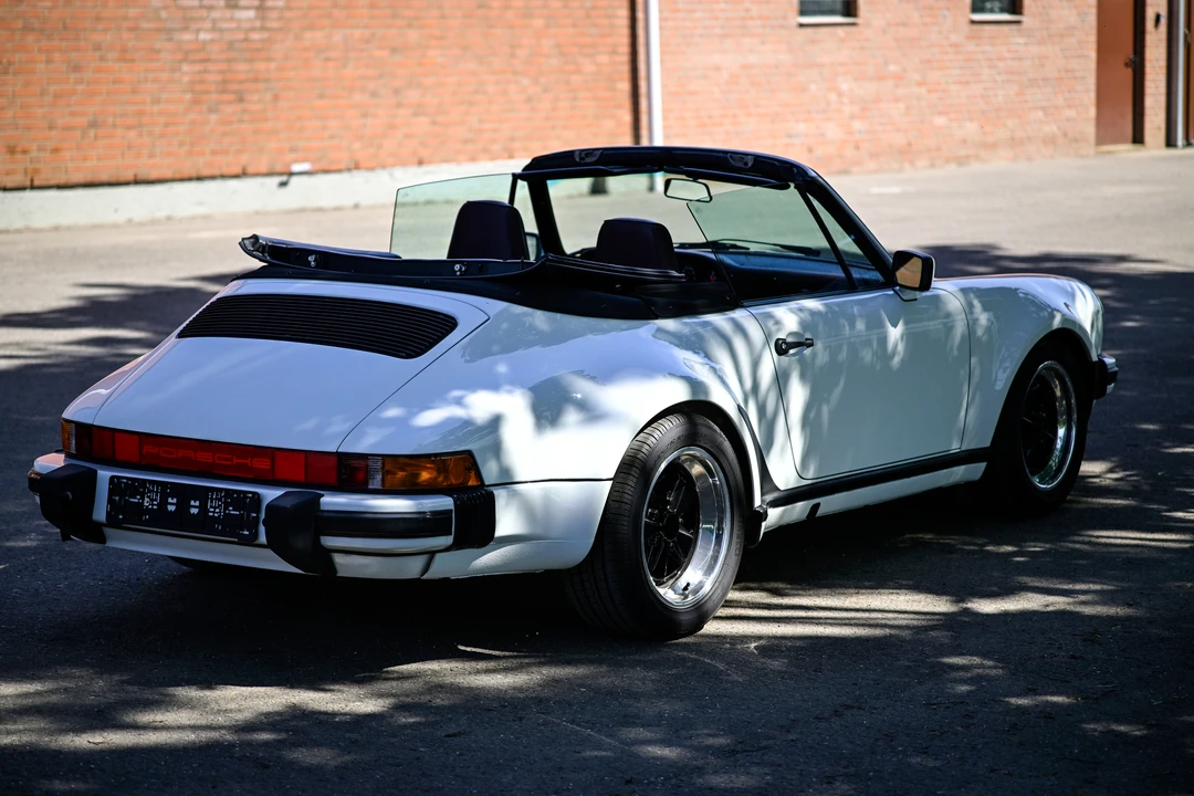 1987 Porsche 911 Carrera 3.2 - Image 18 of 31
