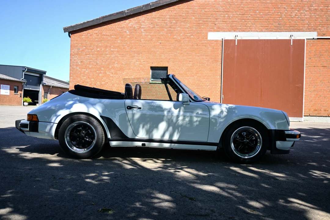 1987 Porsche 911 Carrera 3.2 - Image 9 of 31