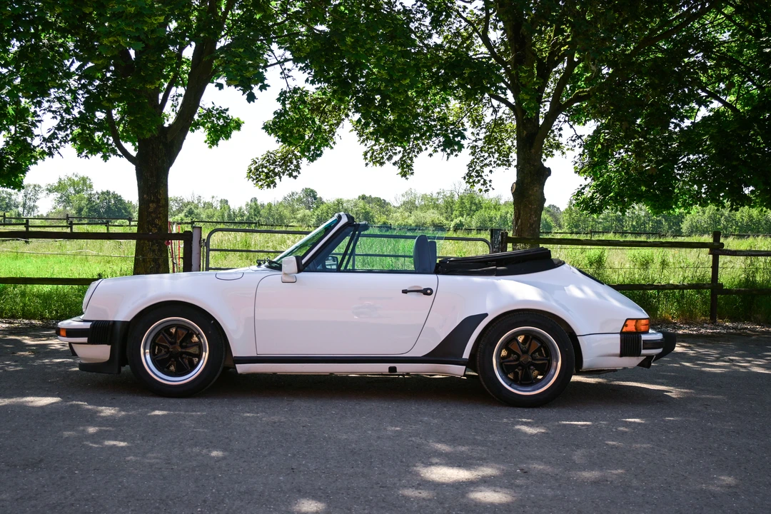 1987 Porsche 911 Carrera 3.2 - Image 4 of 31