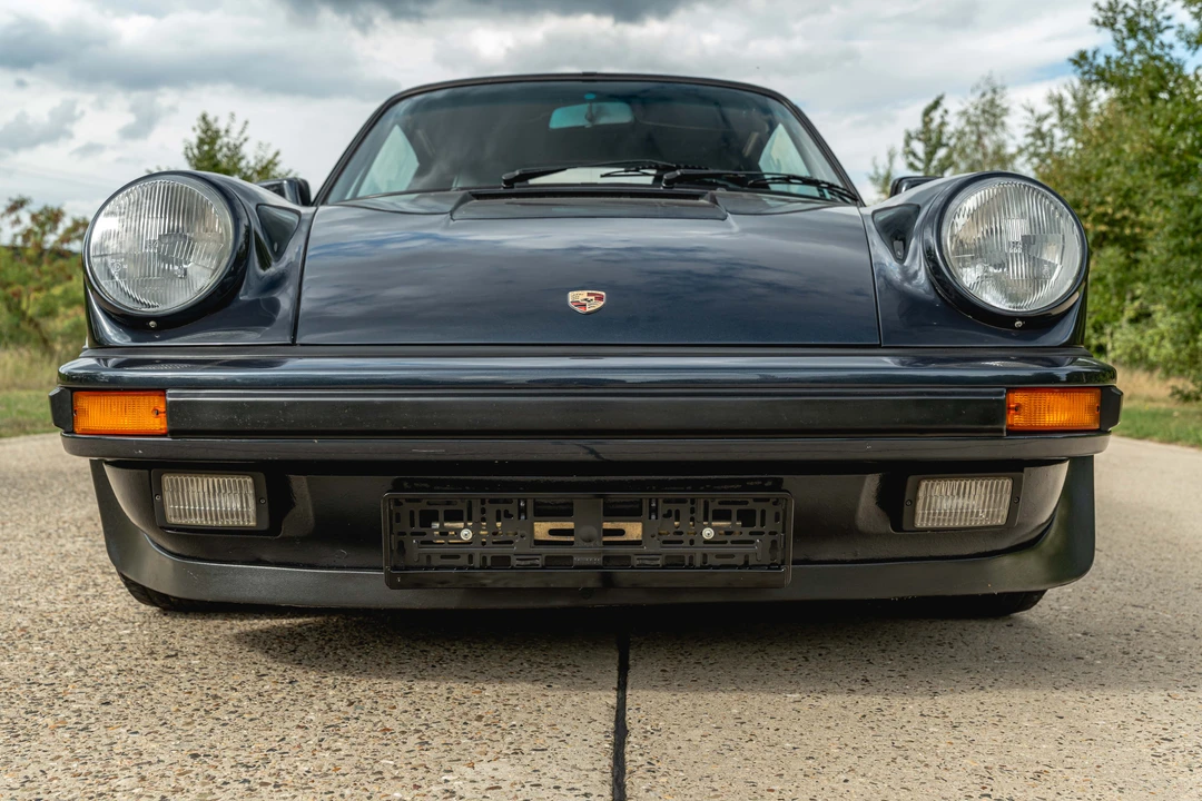 1987 Porsche 911 Carrera 3.2 - Image 17 of 31