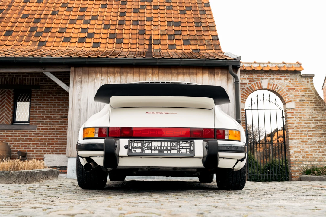 1987 Porsche 911 Carrera 3.2 - Image 6 of 31