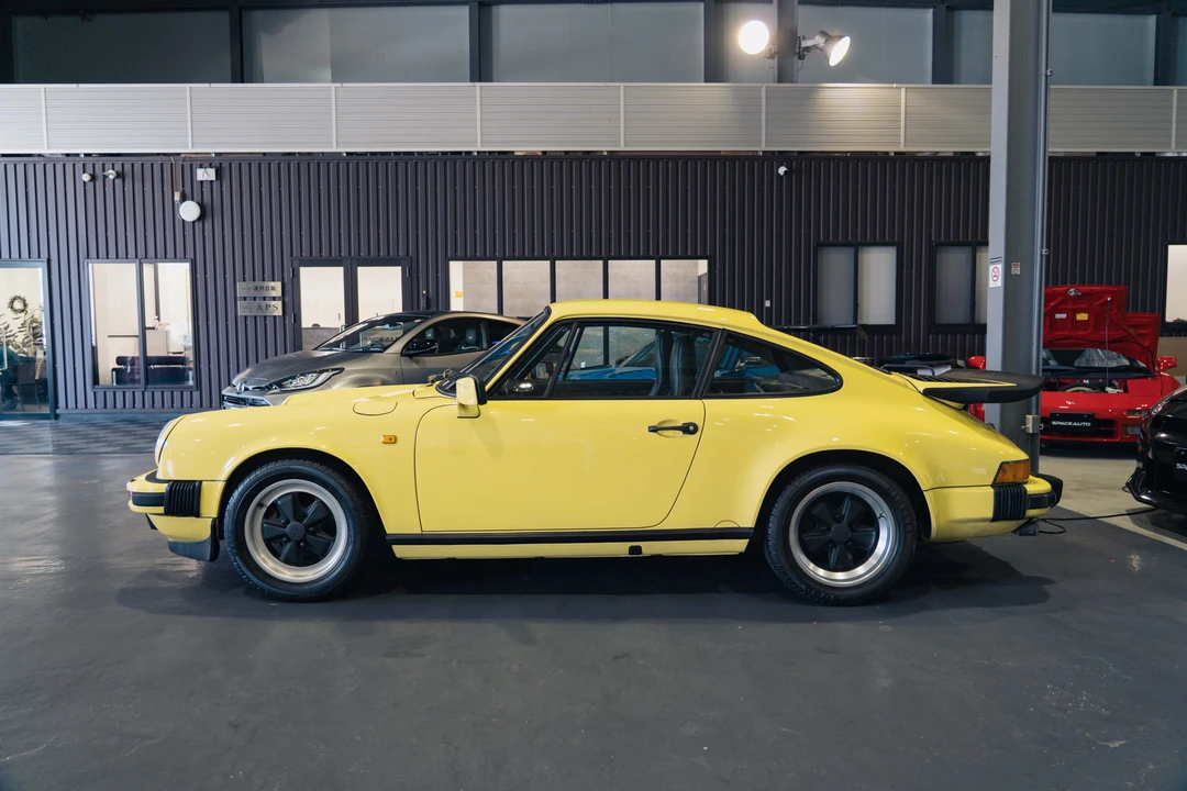 1987 Porsche 911 Carrera 3.2 - Image 4 of 31