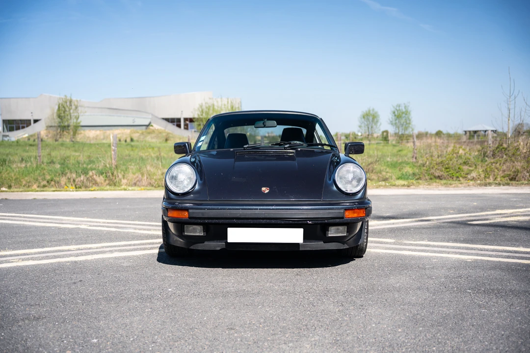 1987 Porsche 911 Carrera 3.2 - Image 2 of 31