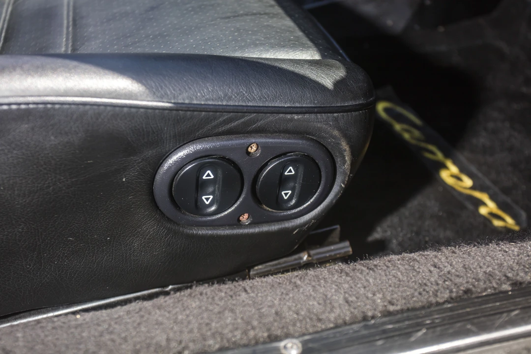 1987 Porsche 911 Carrera 3.2 - Image 25 of 31