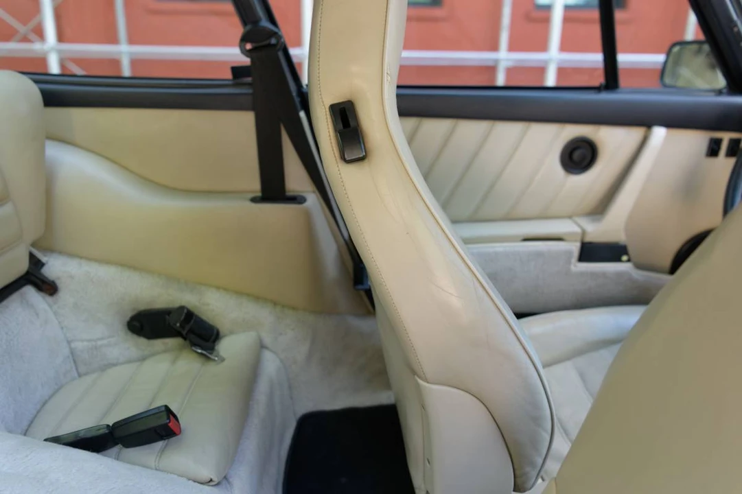 1987 Porsche 911 Carrera 3.2 - Image 15 of 23