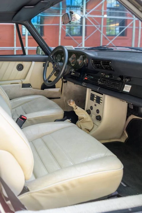 1987 Porsche 911 Carrera 3.2 - Image 16 of 23