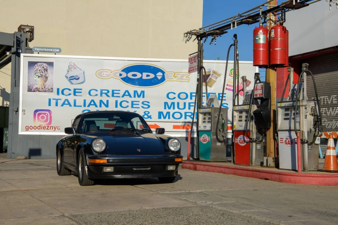 1987 Porsche 911 Carrera 3.2 - Image 10 of 23