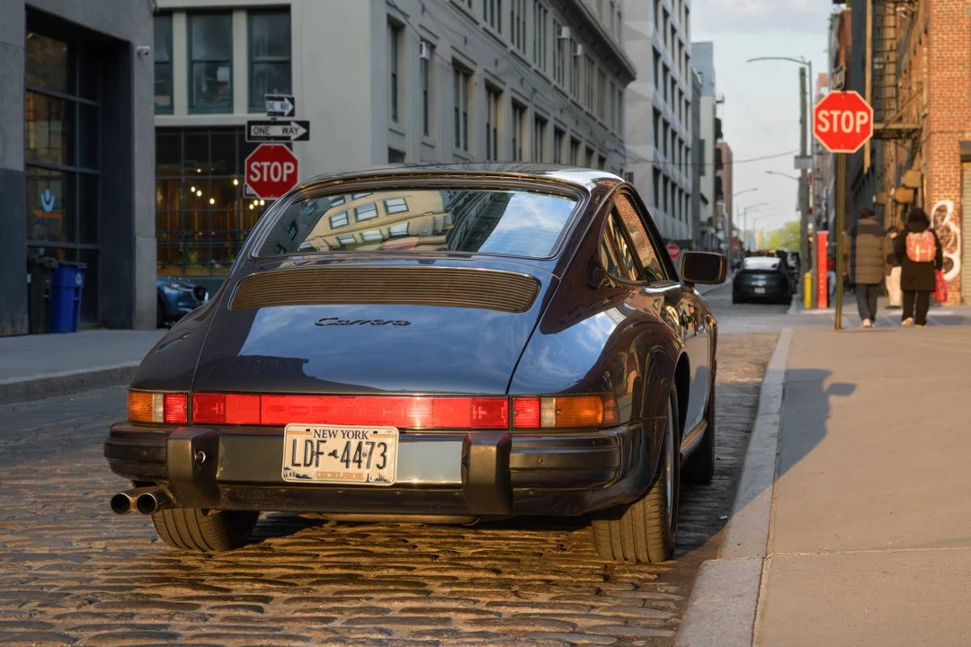 1987 Porsche 911 Carrera 3.2 - Image 9 of 23