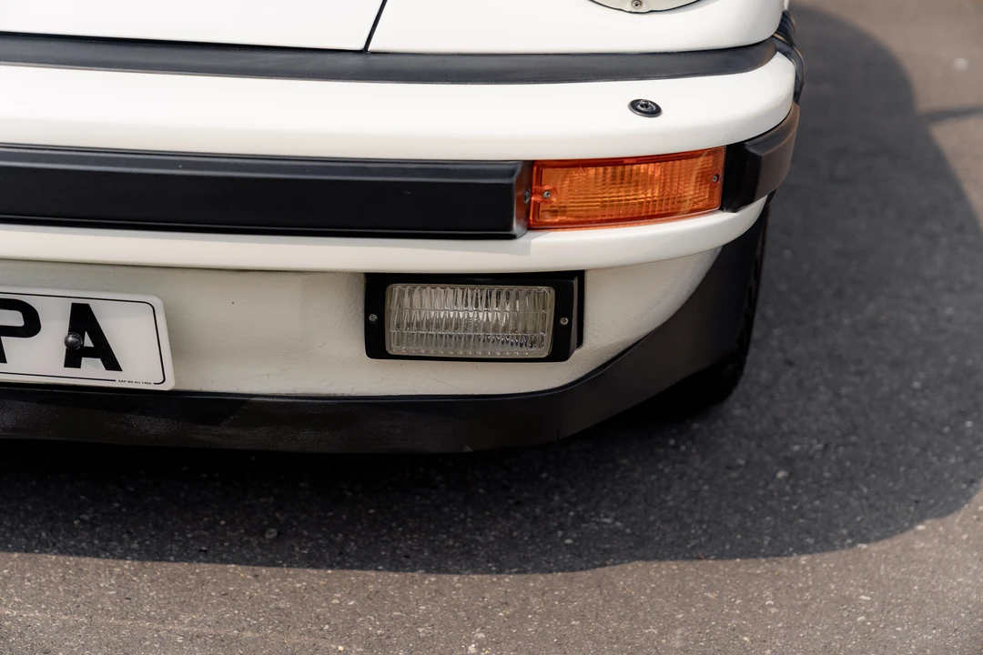 1987 Porsche 911 Carrera 3.2 - Image 26 of 31