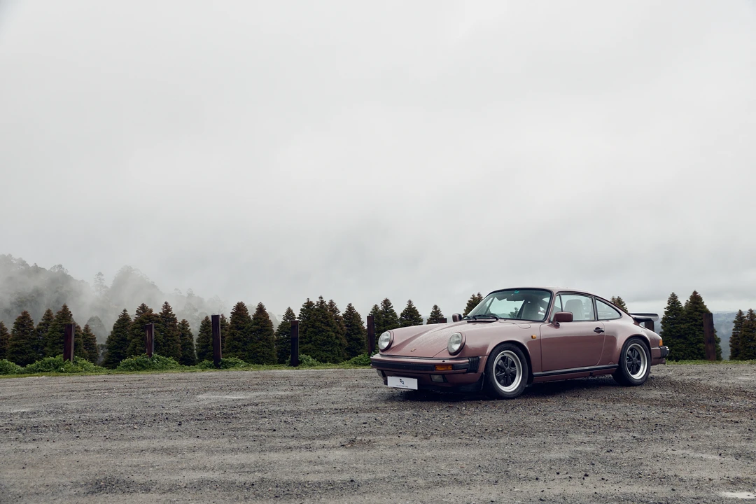 1983 Porsche 911 Carrera 3.2 - Image 9 of 31