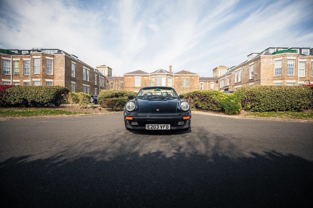 1987 Porsche 911 Carrera 3.2 - Image 2 of 31