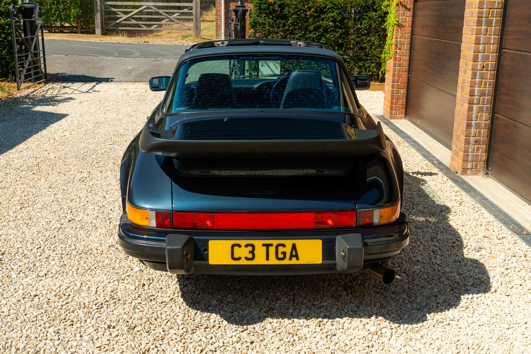 1987 Porsche 911 Carrera 3.2 - Image 4 of 31