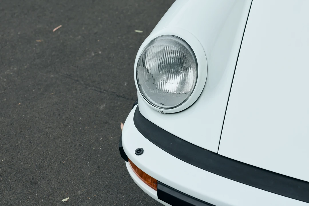 1987 Porsche 911 Carrera 3.2 - Image 14 of 31