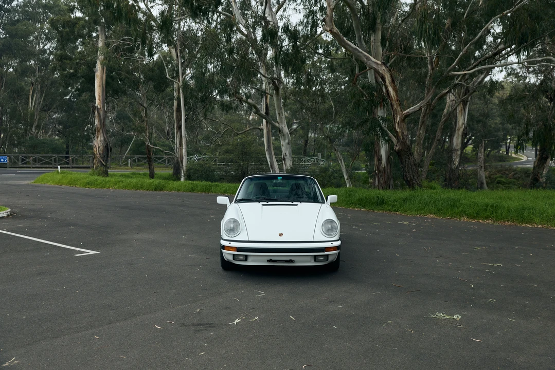 1987 Porsche 911 Carrera 3.2 - Image 10 of 31