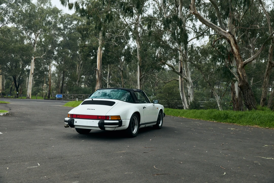 1987 Porsche 911 Carrera 3.2 - Image 7 of 31