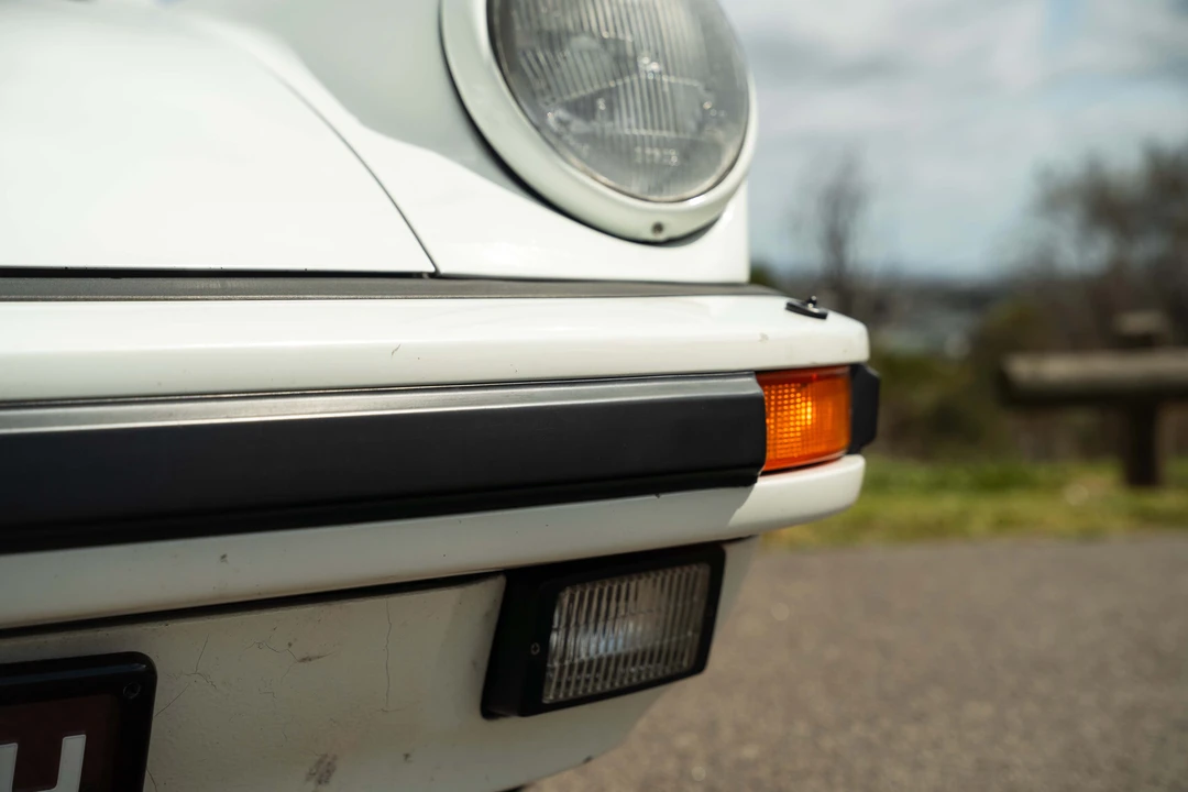 1987 Porsche 911 Carrera 3.2 - Image 27 of 31