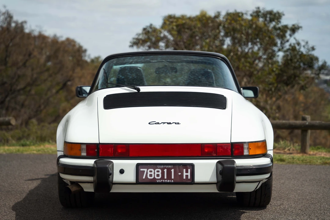 1987 Porsche 911 Carrera 3.2 - Image 6 of 31