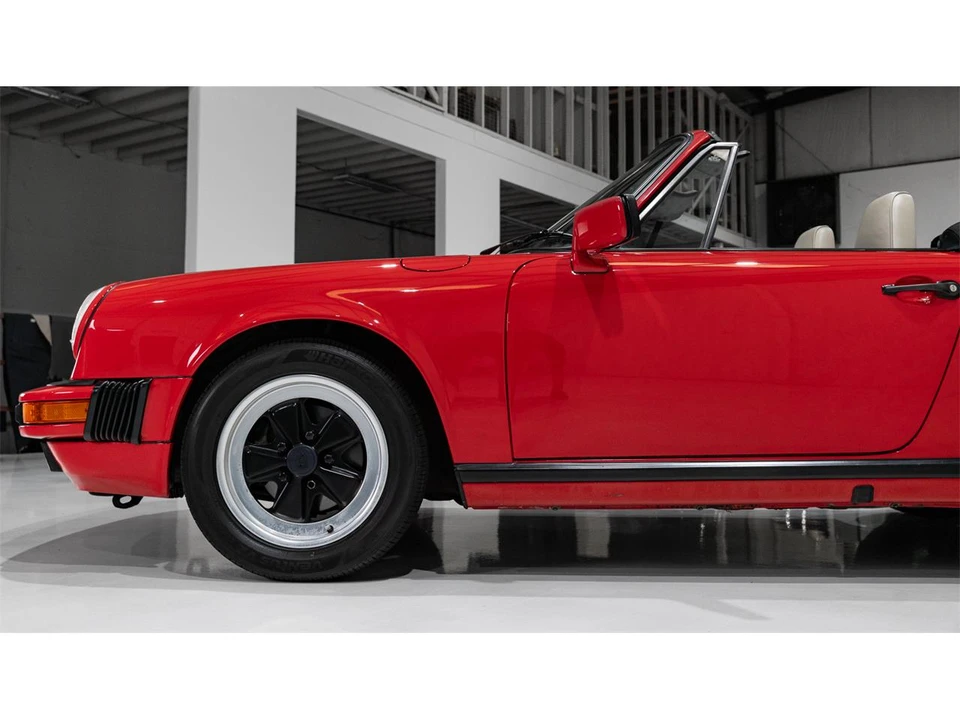 1987 Porsche 911 Carrera 3.2 - Image 12 of 31