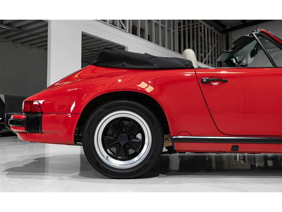 1987 Porsche 911 Carrera 3.2 - Image 17 of 31
