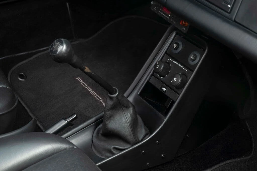 1987 Porsche 911 Carrera 3.2 - Image 10 of 31