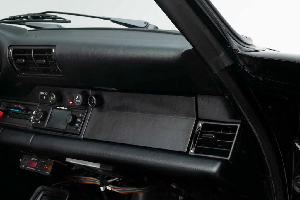1987 Porsche 911 Carrera 3.2 - Image 25 of 31