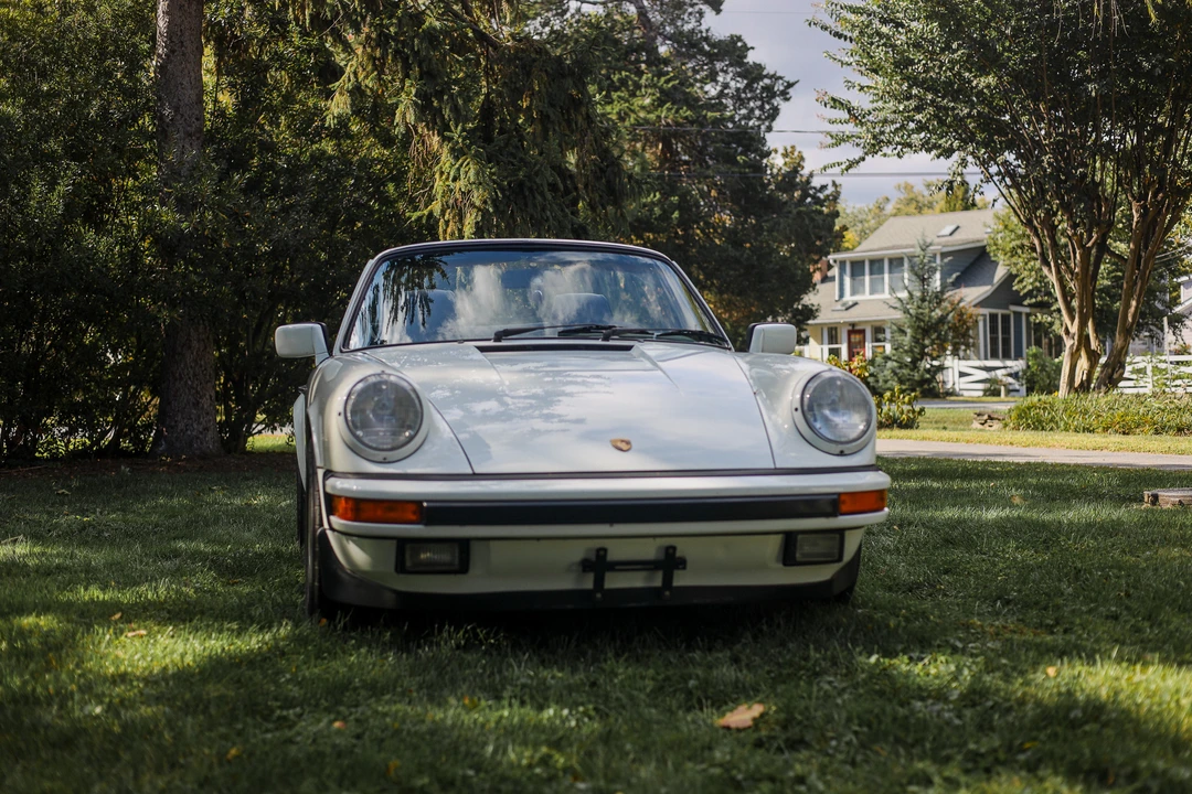 1987 Porsche 911 Carrera 3.2 - Image 9 of 31
