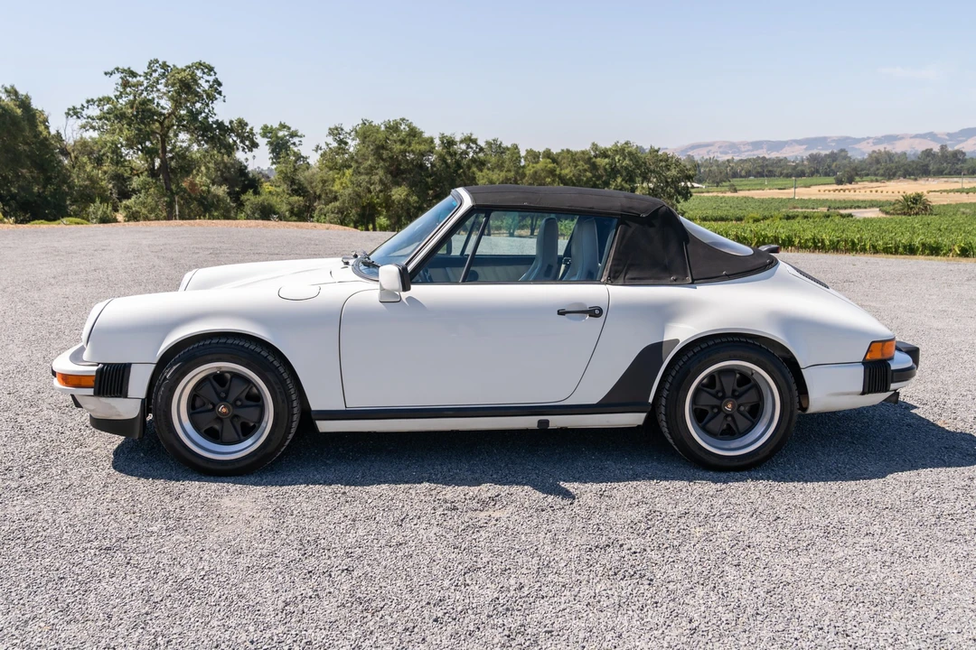1987 Porsche 911 Carrera 3.2 - Image 17 of 31