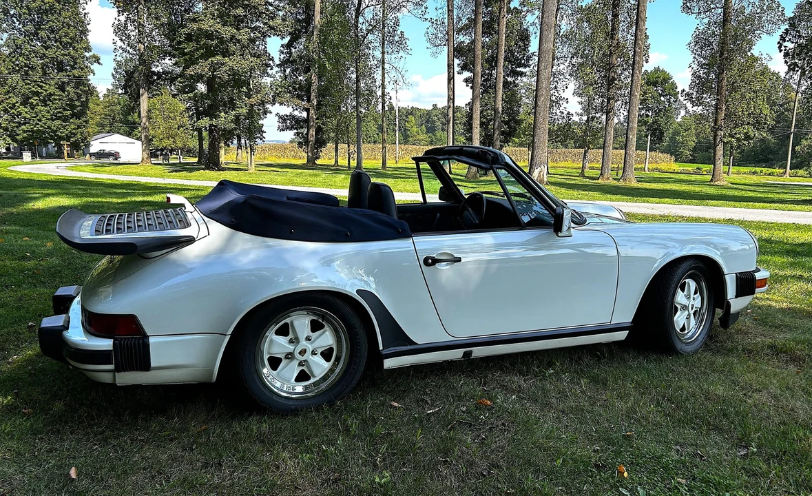 1987 Porsche 911 Carrera 3.2 - Image 11 of 31