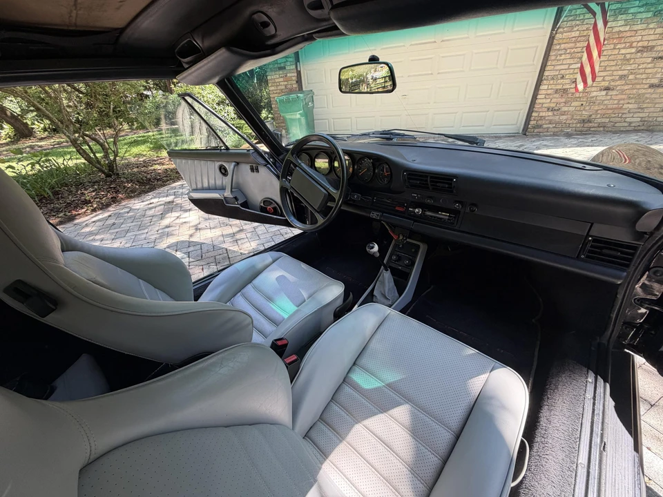 1987 Porsche 911 Carrera 3.2 - Image 29 of 31