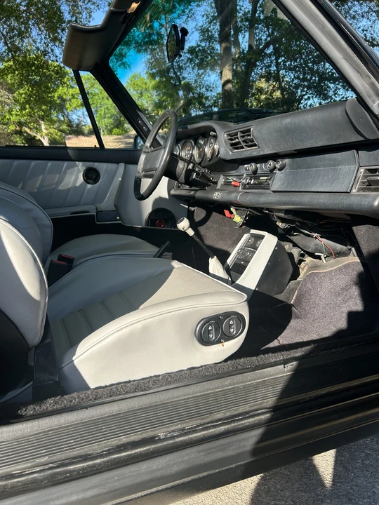 1987 Porsche 911 Carrera 3.2 - Image 28 of 31