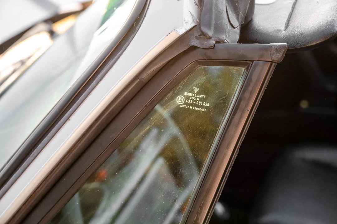 1987 Porsche 911 Carrera 3.2 - Image 17 of 31
