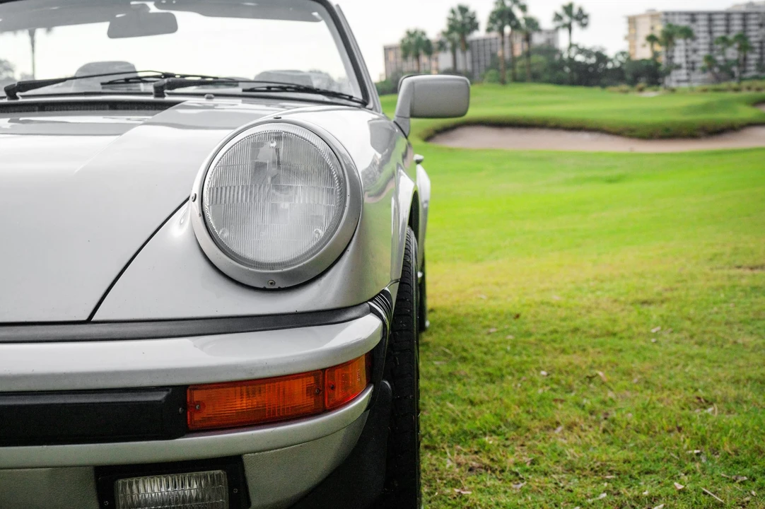 1987 Porsche 911 Carrera 3.2 - Image 12 of 31
