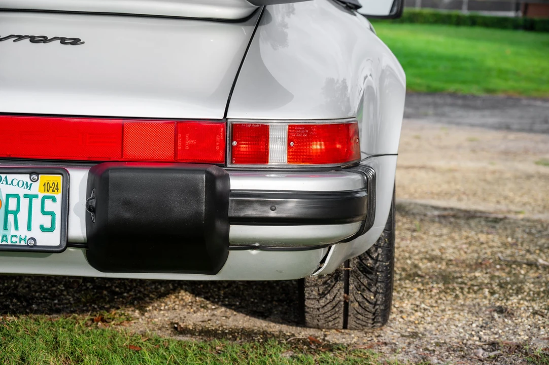 1987 Porsche 911 Carrera 3.2 - Image 14 of 31