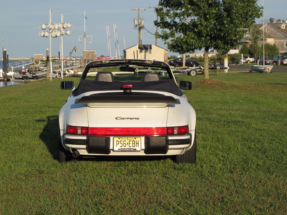 1987 Porsche 911 Carrera 3.2 - Image 28 of 31