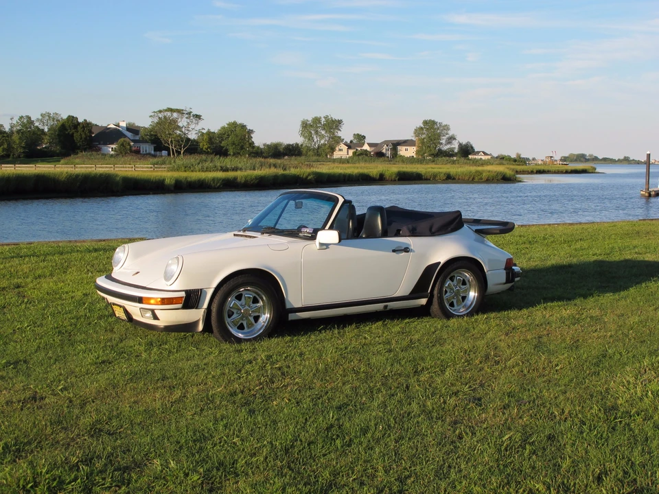 1987 Porsche 911 Carrera 3.2 - Image 14 of 31