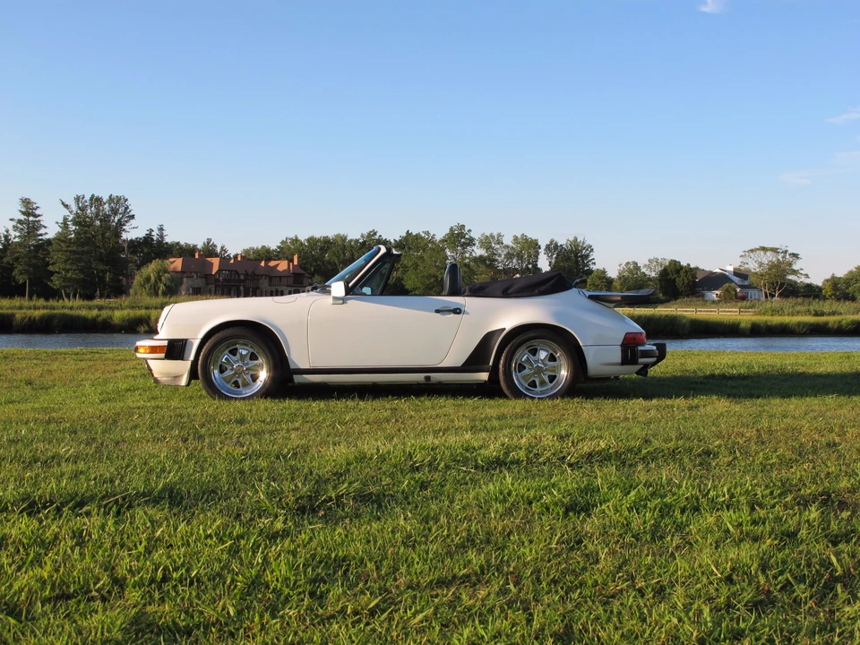 1987 Porsche 911 Carrera 3.2 - Image 12 of 31