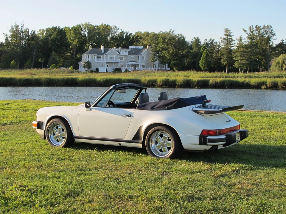 1987 Porsche 911 Carrera 3.2 - Image 11 of 31