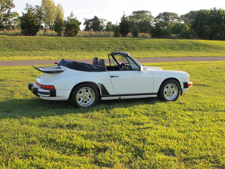 1987 Porsche 911 Carrera 3.2 - Image 6 of 31