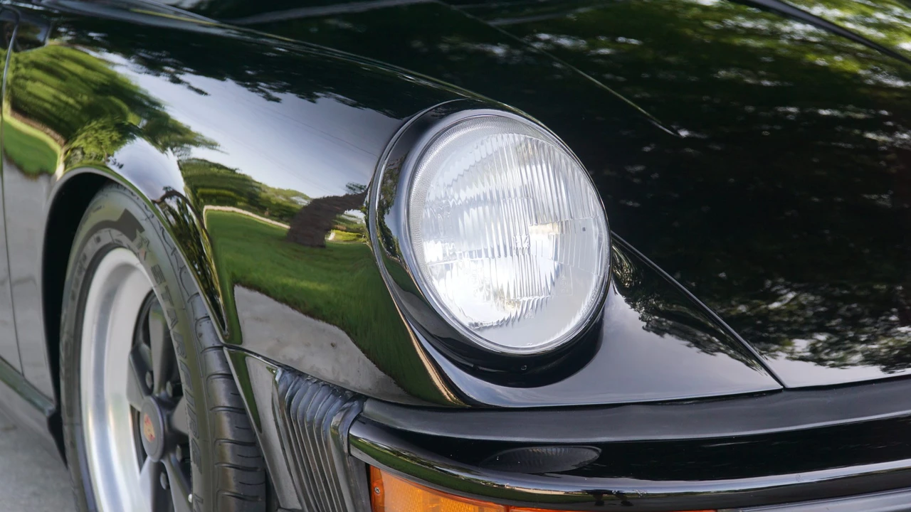 1987 Porsche 911 Carrera 3.2 - Image 18 of 31