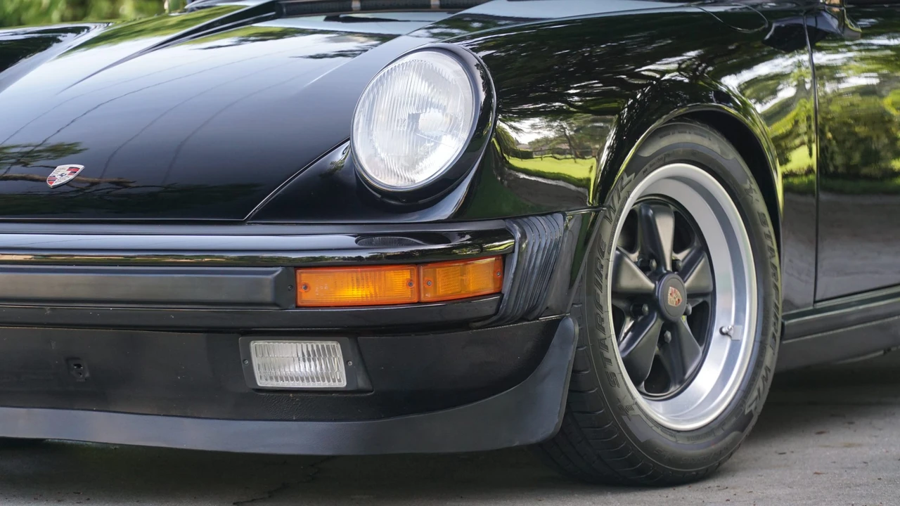 1987 Porsche 911 Carrera 3.2 - Image 17 of 31