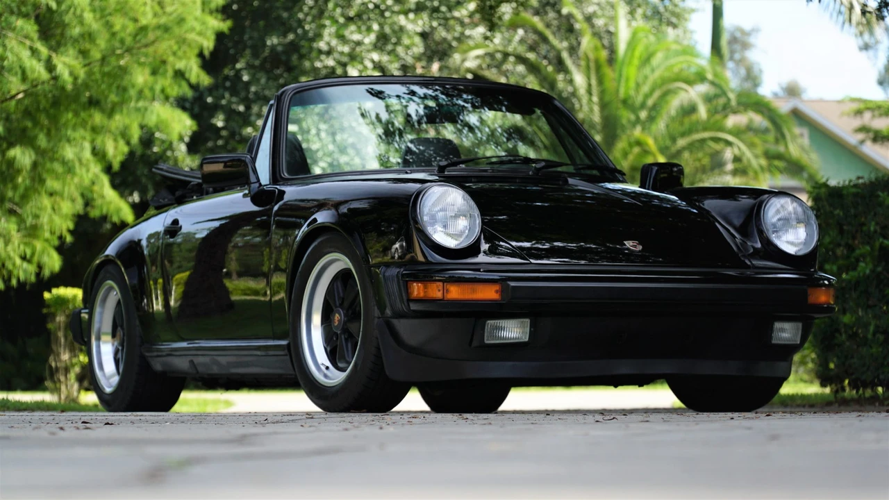 1987 Porsche 911 Carrera 3.2 - Image 2 of 31