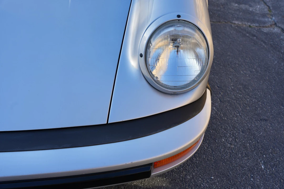 1987 Porsche 911 Carrera 3.2 - Image 25 of 31