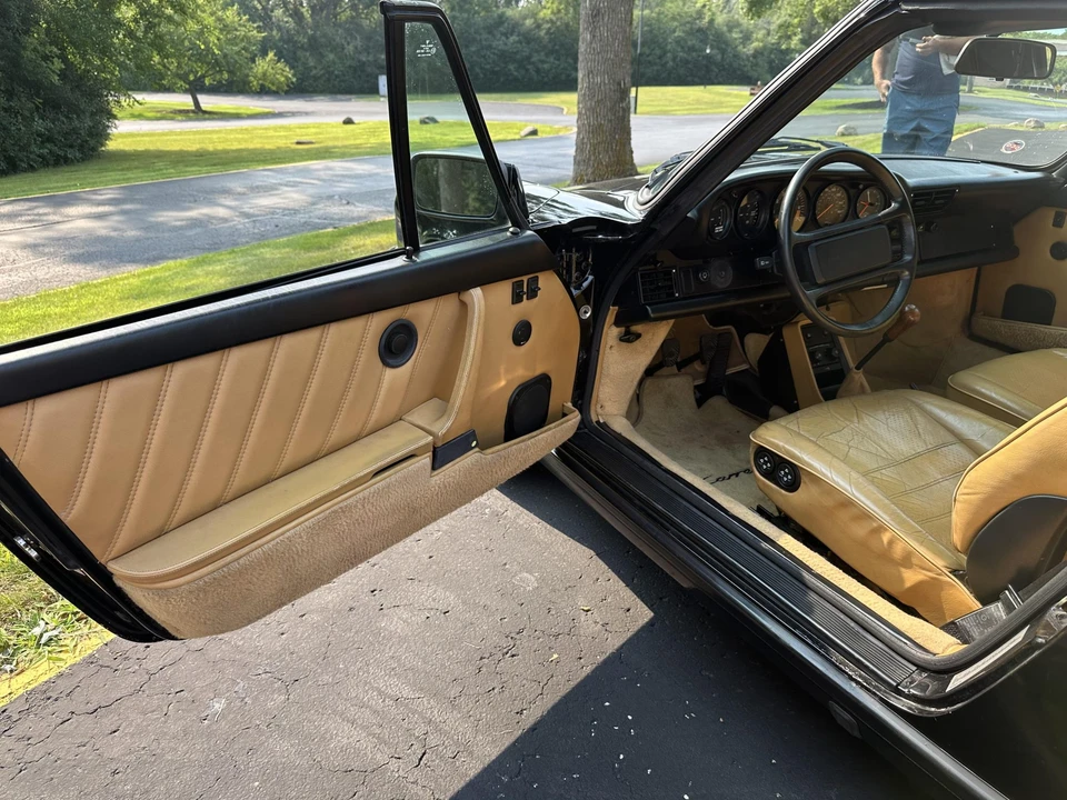 1987 Porsche 911 Carrera 3.2 - Image 28 of 31