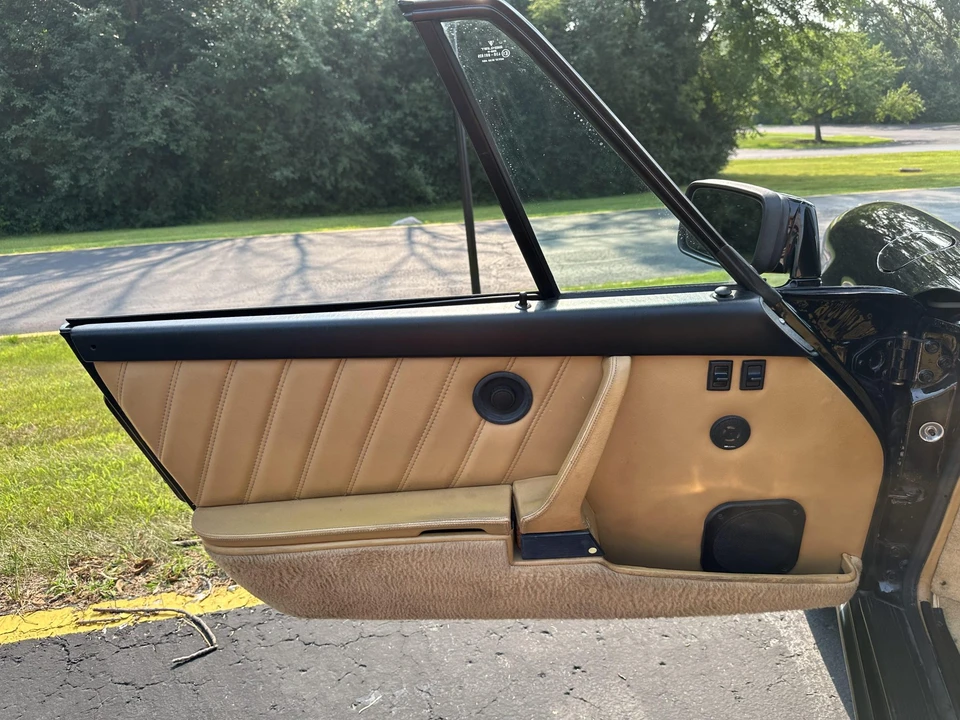 1987 Porsche 911 Carrera 3.2 - Image 29 of 31