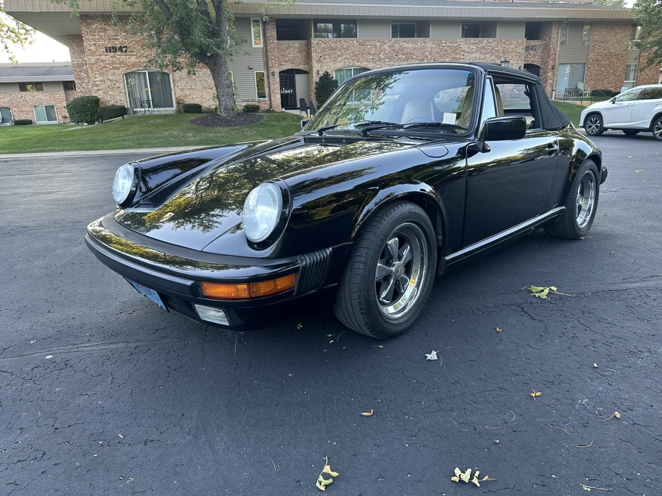 1987 Porsche 911 Carrera 3.2 - Image 2 of 31