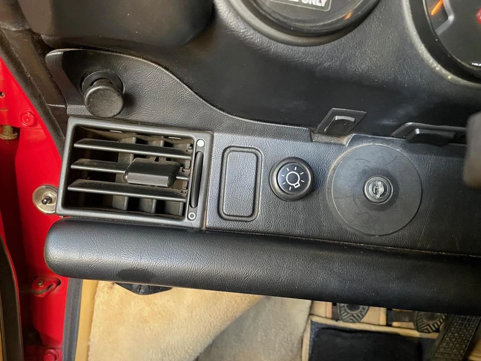 1987 Porsche 911 Carrera 3.2 - Image 21 of 31
